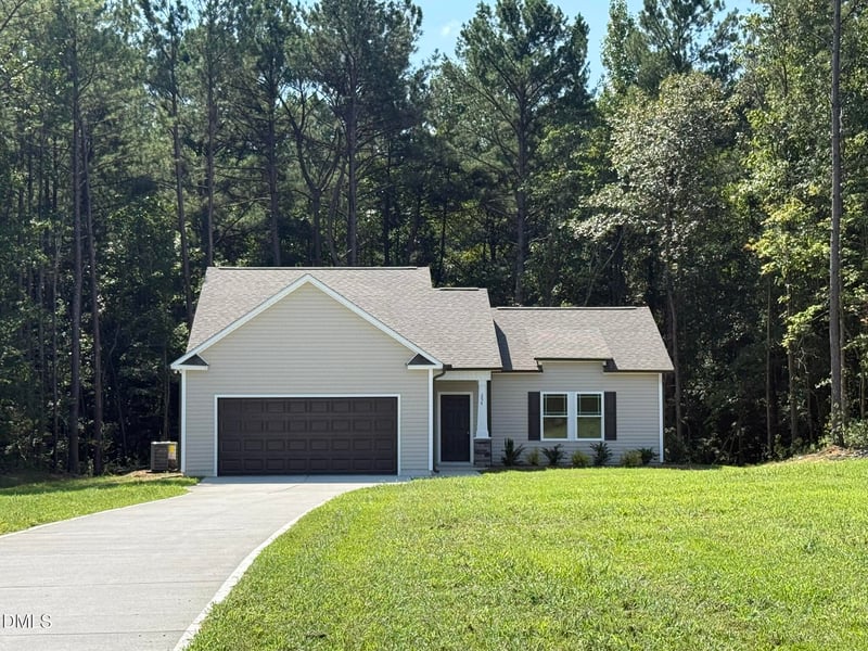 254 Shiloh Dr, Lillington, NC 27546