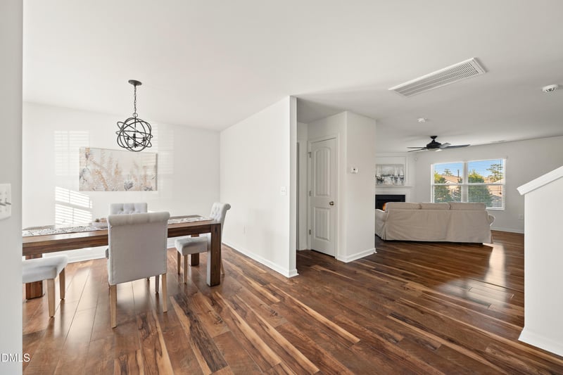 2540 Averon Dr, Fuquay Varina, NC 27526