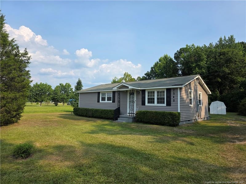 2540 John Mcmillan Rd, Hope Mills, NC 28348