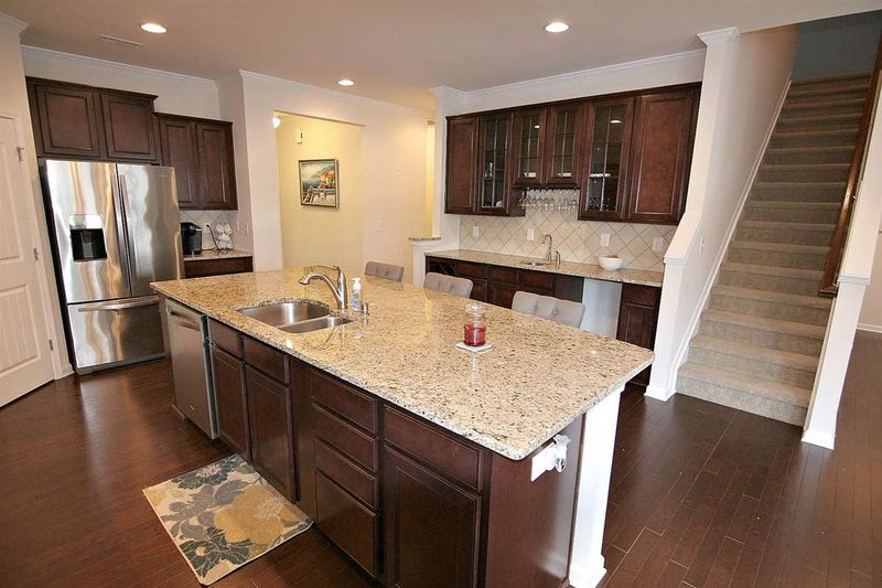2540 Kinglass Dr, Fuquay Varina, NC 27526