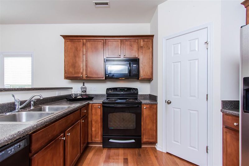 2540 Spring Oaks Way, Raleigh, NC 27614