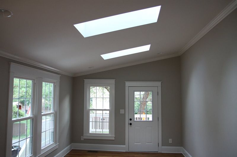 2541 Chapel Hill Rd, Durham, NC 27707