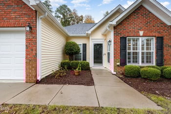 2541 Forest Shadows Ln, Raleigh, NC 27614