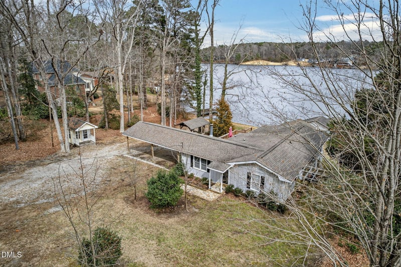 2544 Holiday Ave, Zebulon, NC 27597