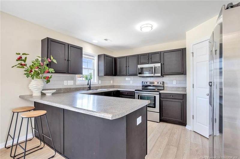 2544 Hunting Bow Dr, Hope Mills, NC 28348