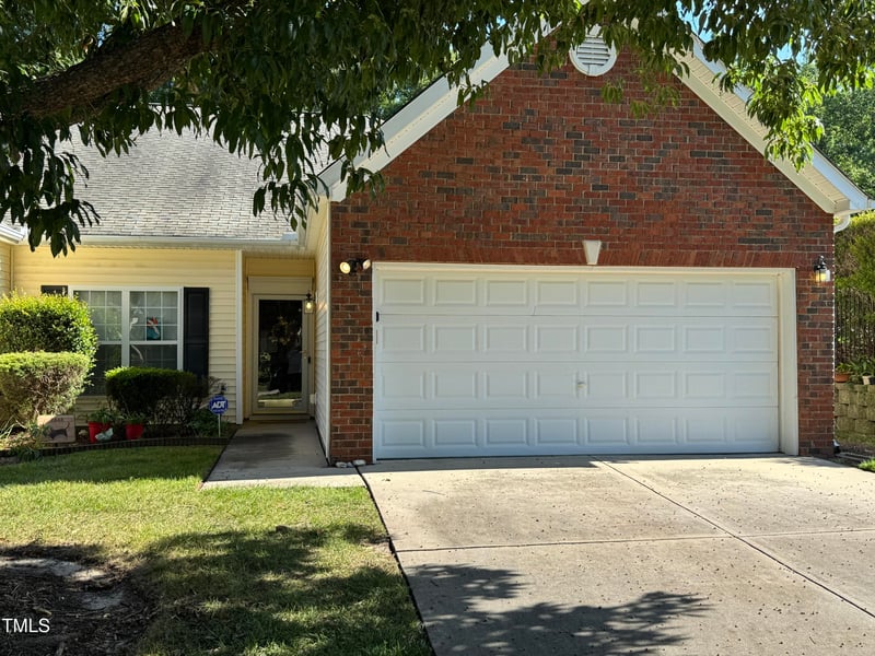 2545 Forest Shadows Ln, Raleigh, NC 27614