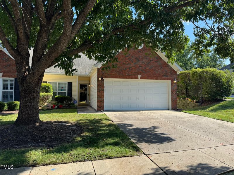 2545 Forest Shadows Ln, Raleigh, NC 27614