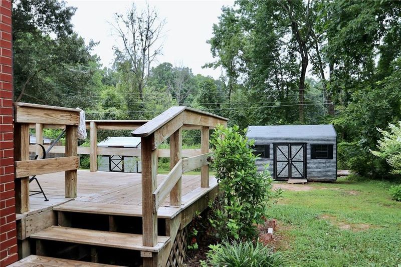 2545 Hyde St, Burlington, NC 27217