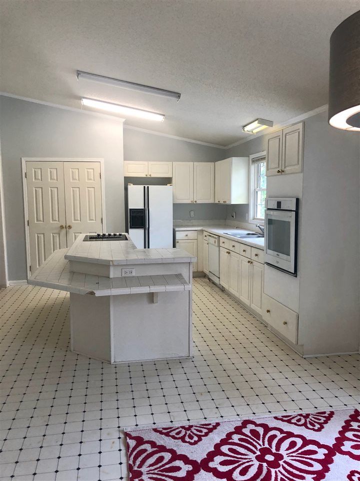 2547 Barwick Dr, Durham, NC 27704