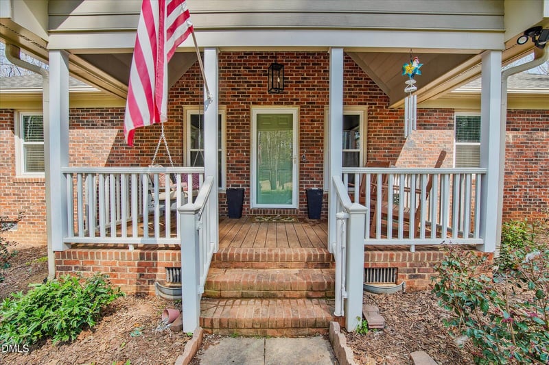 2547 Comanche Trl, Hillsborough, NC 27278