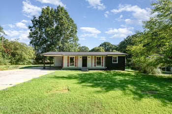 2547 Hilldale St, Burlington, NC 27217