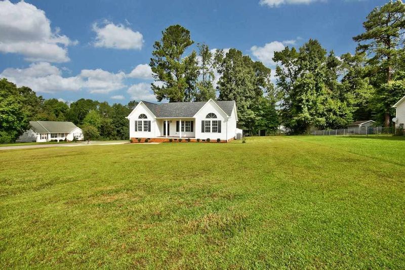 2547 Sumter Dr, Garner, NC 27529