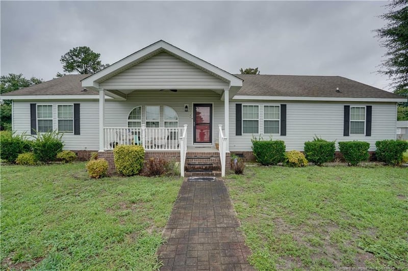 2548 Pine Springs Dr, Fayetteville, NC 28306