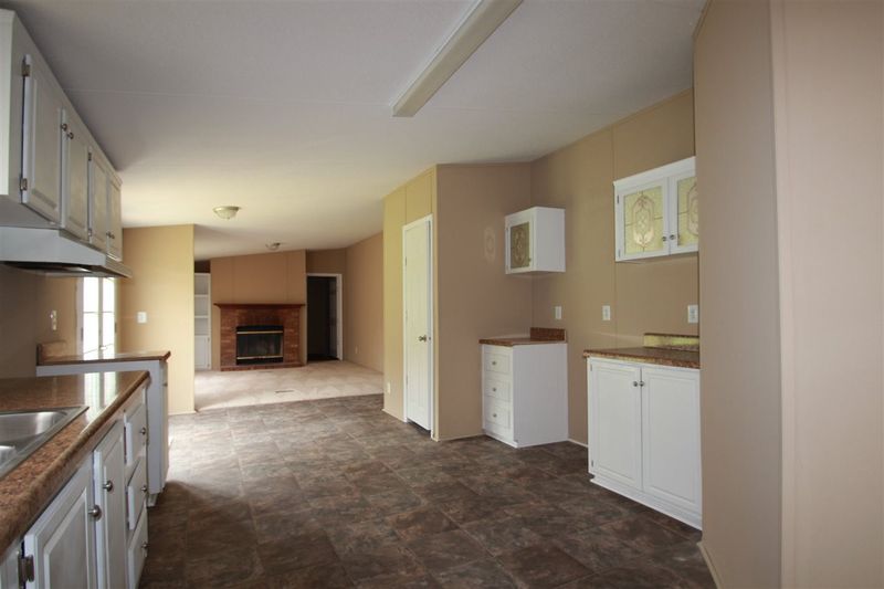 2549 Holly Brook Dr, Burlington, NC 27217