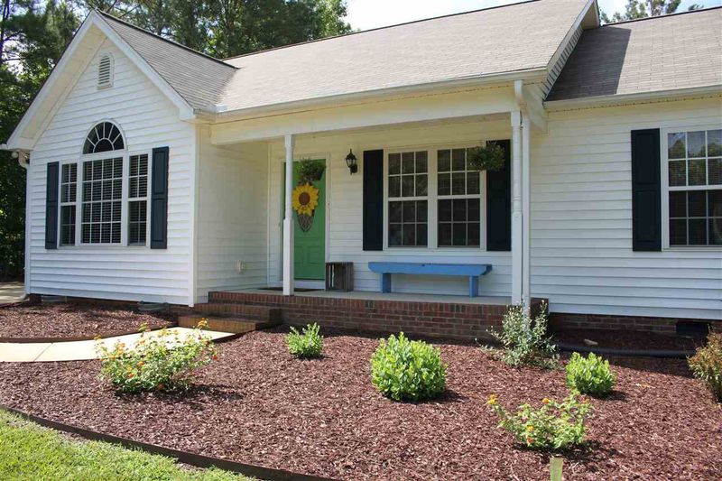 255 Cedarhurst Ln, Franklinton, NC 27525