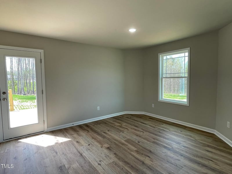 255 Constellation Ct, Benson, NC 27504