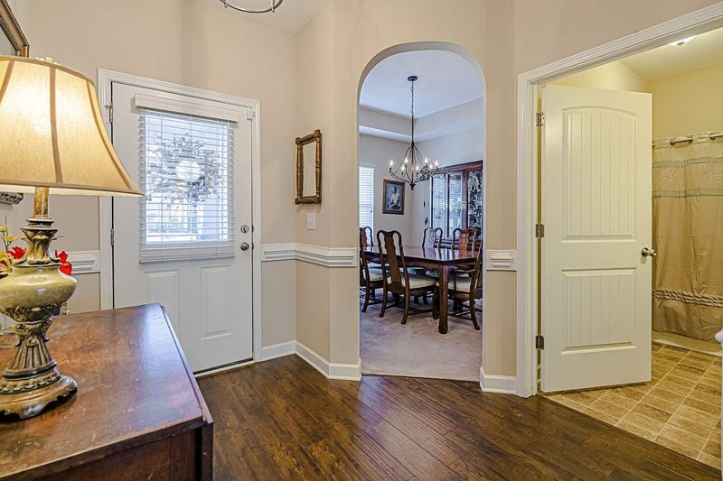 255 Marsh Creek Dr, Garner, NC 27529
