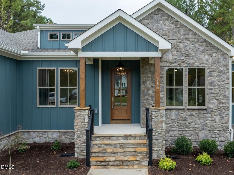 255 Whistlers Cv, Louisburg, NC 27549