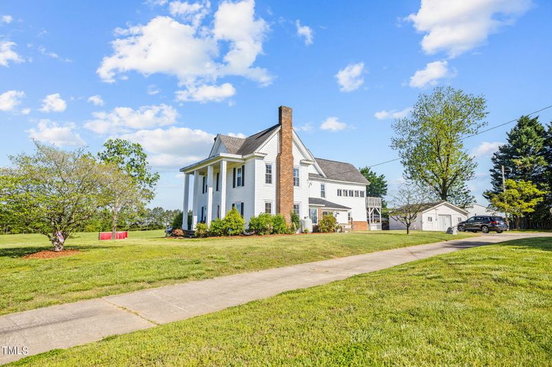 2550 Staley Store Rd, Liberty, NC 27298