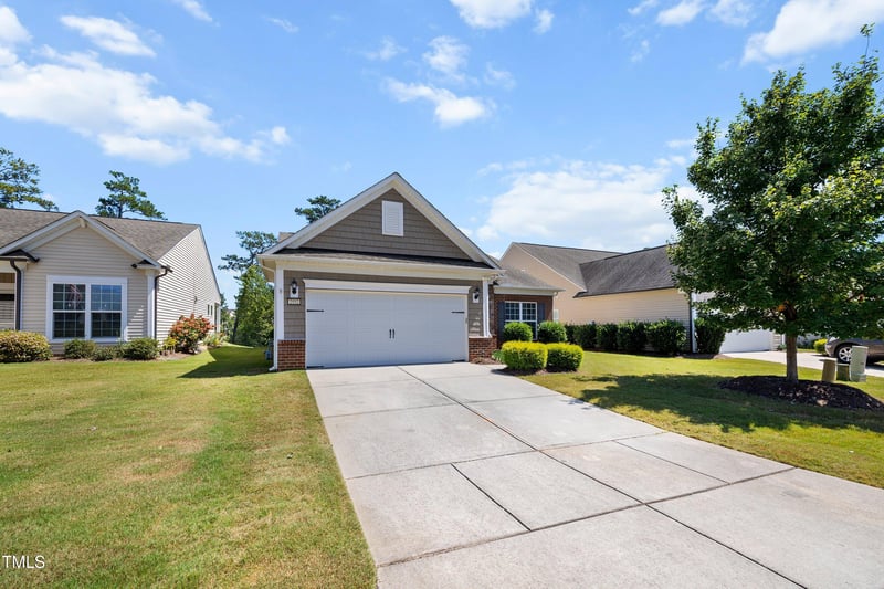 2552 Kinglass Dr, Fuquay Varina, NC 27526