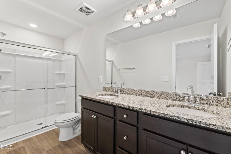 2552 Olive Chapel Rd, Apex, NC 27502