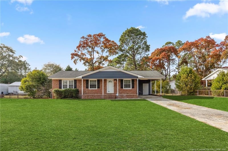 2554 Bel Aire St, Fayetteville, NC 28306