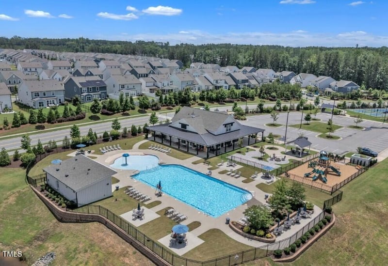 2555 Kylewynd Pl, New Hill, NC 27562