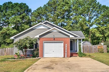 2556 Previs Dr, Fayetteville, NC 28306