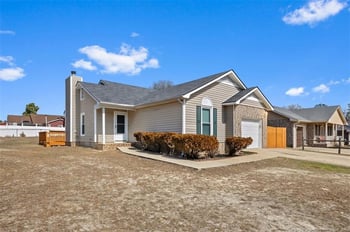 2557 Previs Rd, Fayetteville, NC 28306