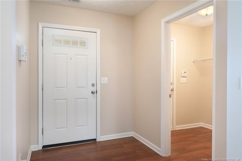 2557 Spinnaker Dr, Hope Mills, NC 28348