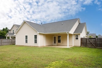 2557 Spinnaker Dr, Hope Mills, NC 28348