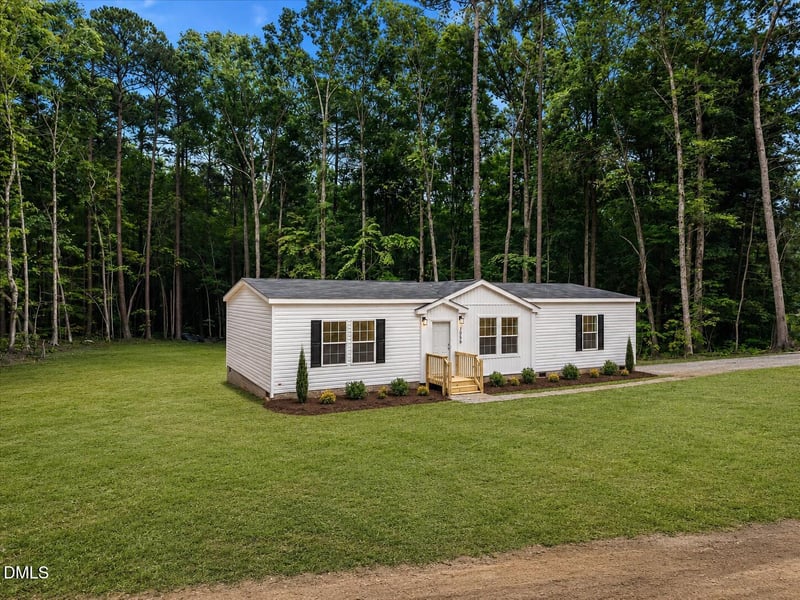 2558 Buckingham Dr, Franklinton, NC 27525