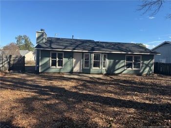 2558 Sourwood Dr, Fayetteville, NC 28301