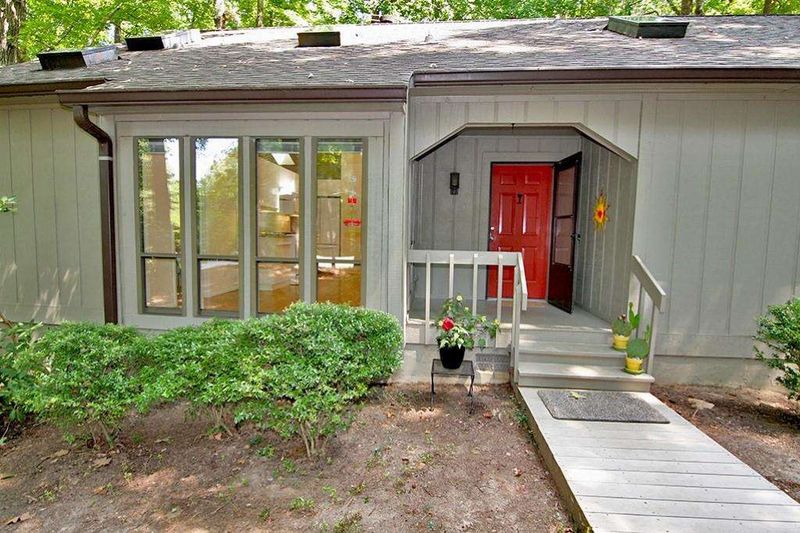 256 Beechmast, Pittsboro, NC 27312