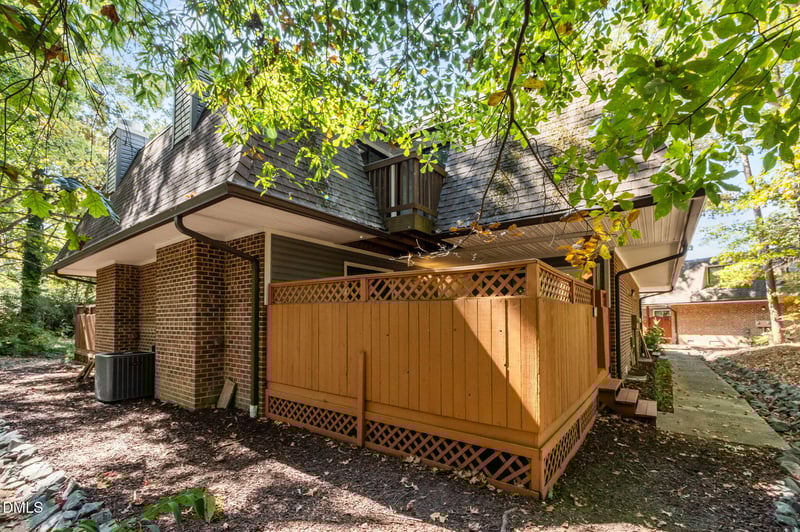 256 Brookberry Cir, Chapel Hill, NC 27517