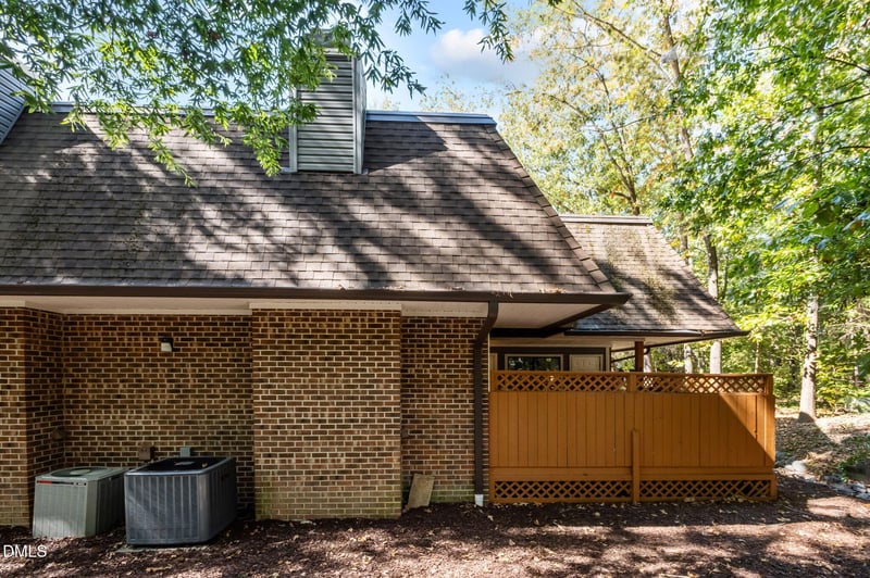 256 Brookberry Cir, Chapel Hill, NC 27517