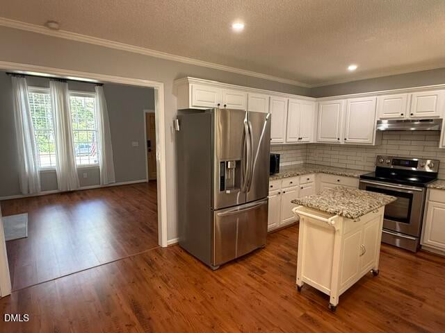 256 Linville Ln, Willow Springs, NC 27592