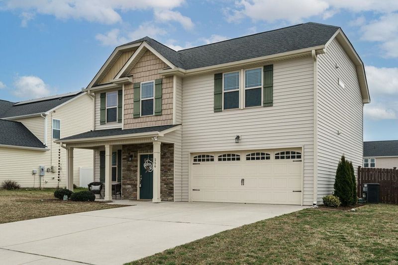256 Longdeer Dr, Wendell, NC 27591