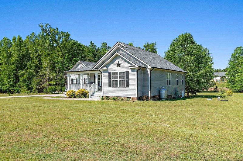 256 Majestic Ln, Clayton, NC 27520