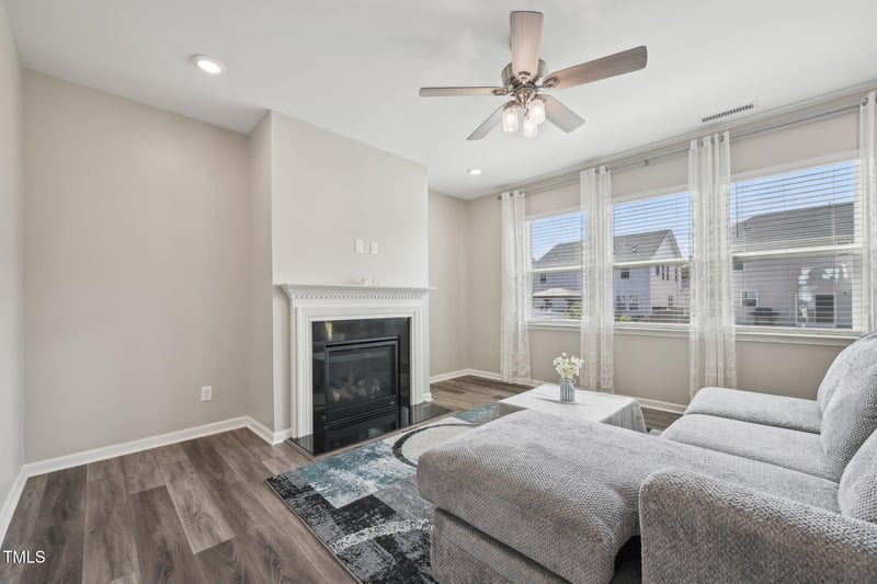 256 Summer Ranch Dr, Fuquay Varina, NC 27526