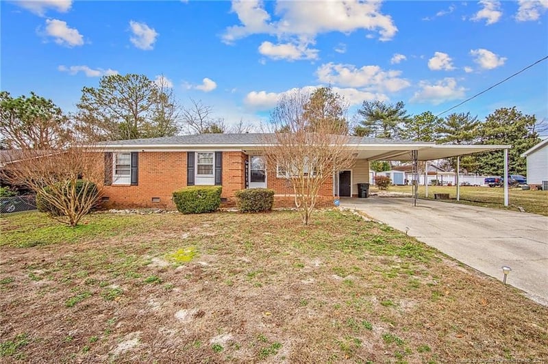 2560 Pine Springs Dr, Fayetteville, NC 28306