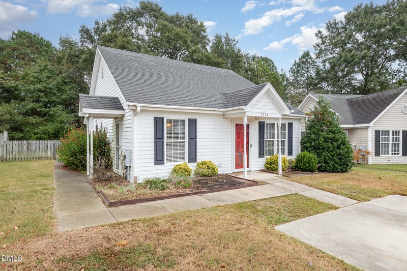 2560 Pond Dr, Wilson, NC 27896