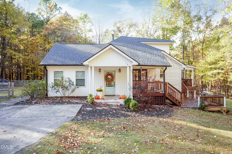 2566 Mays Crossroads Rd, Youngsville, NC 27596