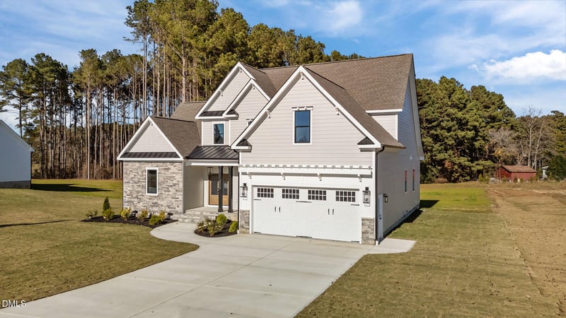 2568 Lassiter Rd, Four Oaks, NC 27524