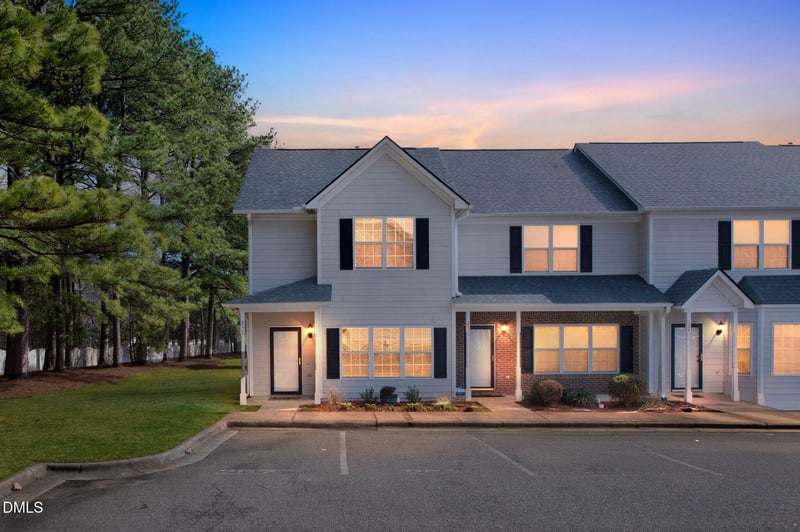 257 Dairy Rd, Clayton, NC 27520