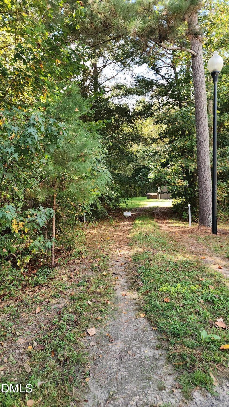 257 Fairhaven Dr, Zebulon, NC 27597