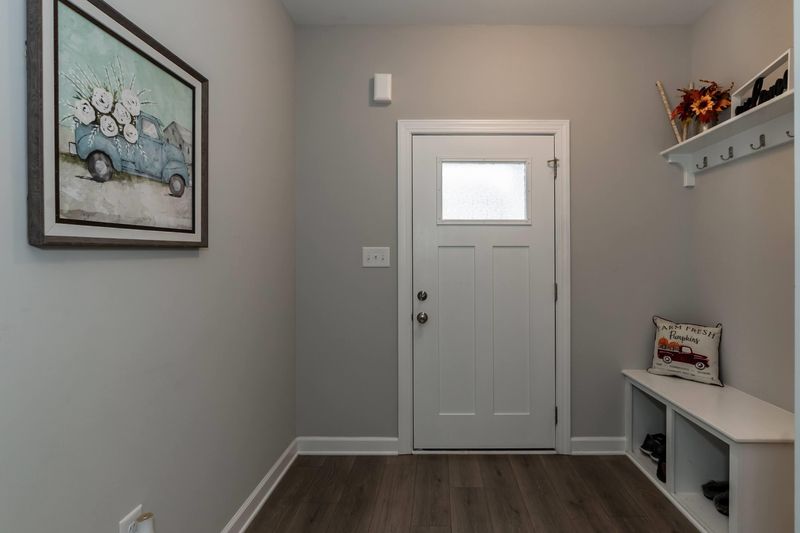 257 Fender Dr, Zebulon, NC 27597