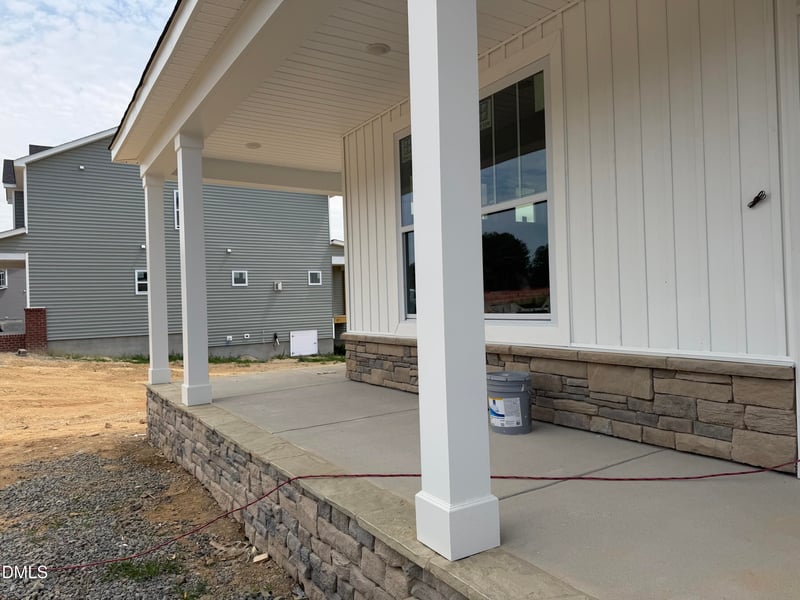 257 Sweetfern Ln, Zebulon, NC 27597
