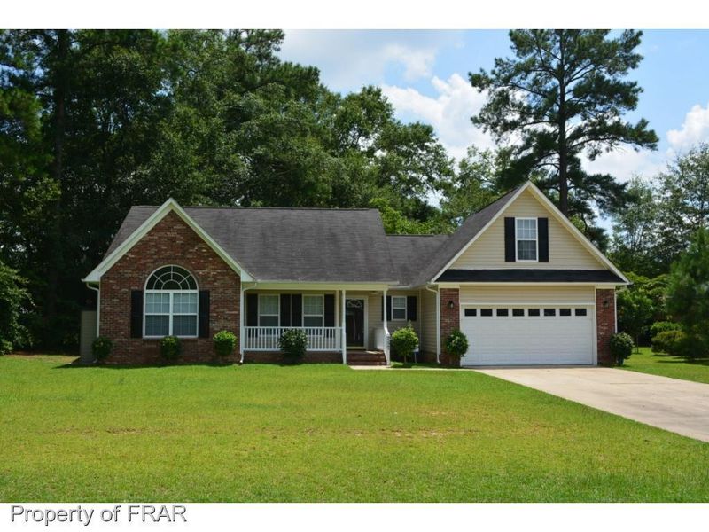 257 Walstone Rd, Fayetteville, NC 28301