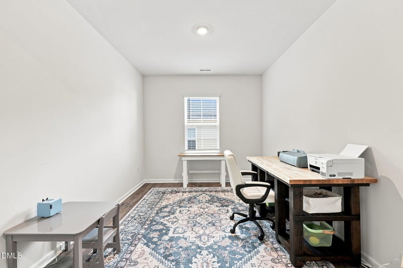 2570 Summersby Dr, Mebane, NC 27302